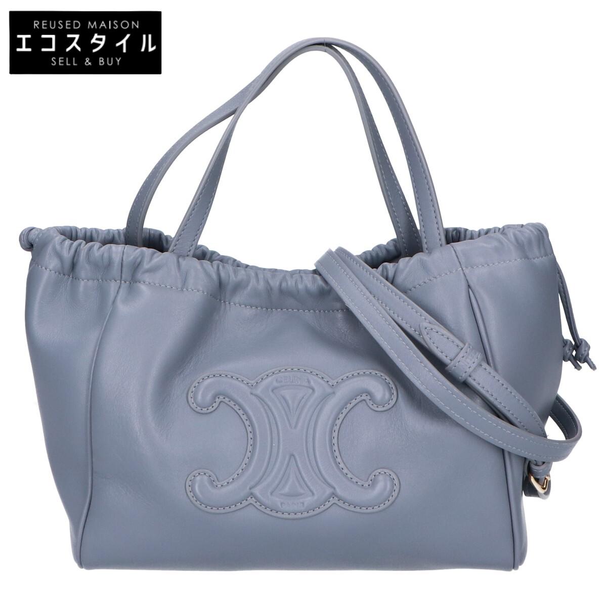 CELINE Excellent condition small Cabas drawstring Cuir Triomphe smooth calfskin 2-way shoulder bag Handbag Blue grayUsed
CELINE Excellent condition small Cabas drawstring Cuir Triomphe smooth calfskin 2-way shoulder bag Handbag Blue grayUsed