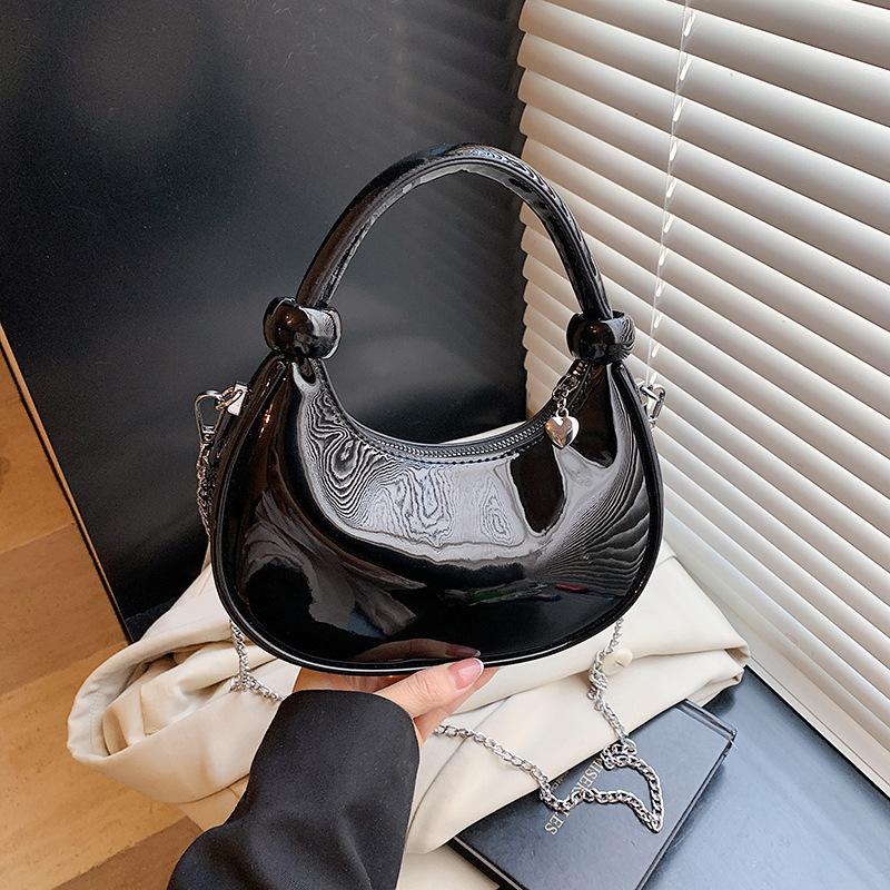 Handbag simple fashion versatile shoulder messenger bag new high-end fashion glossy bag women s bag чёрный
Handbag simple fashion versatile shoulder messenger bag new high-end fashion glossy bag women s bag чёрный