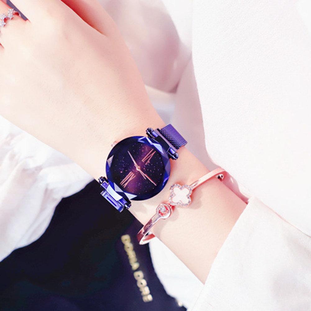Women Simple Waterproof Starry Pattern Watch blue #1
Women Simple Waterproof Starry Pattern Watch blue #1