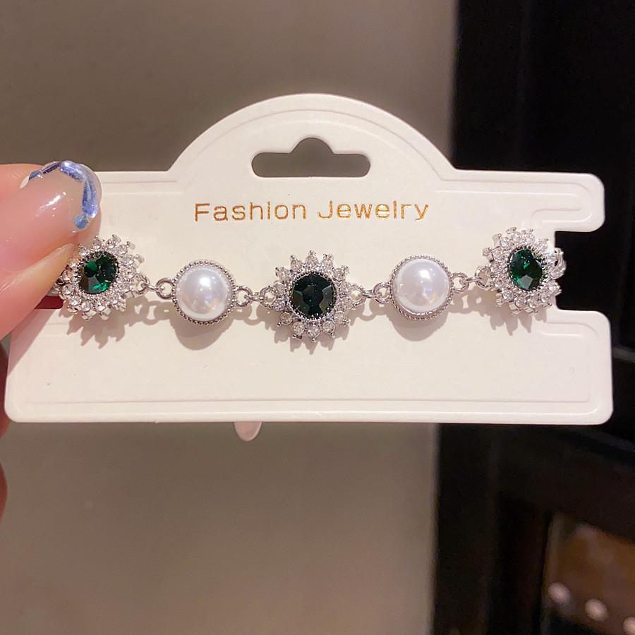 Elegant Gold And Silver Womens Jewelry Bracelet With Artificial Pearl And Rhinestone Detailing Silver Green
Elegant Gold And Silver Womens Jewelry Bracelet With Artificial Pearl And Rhinestone Detailing Silver Green