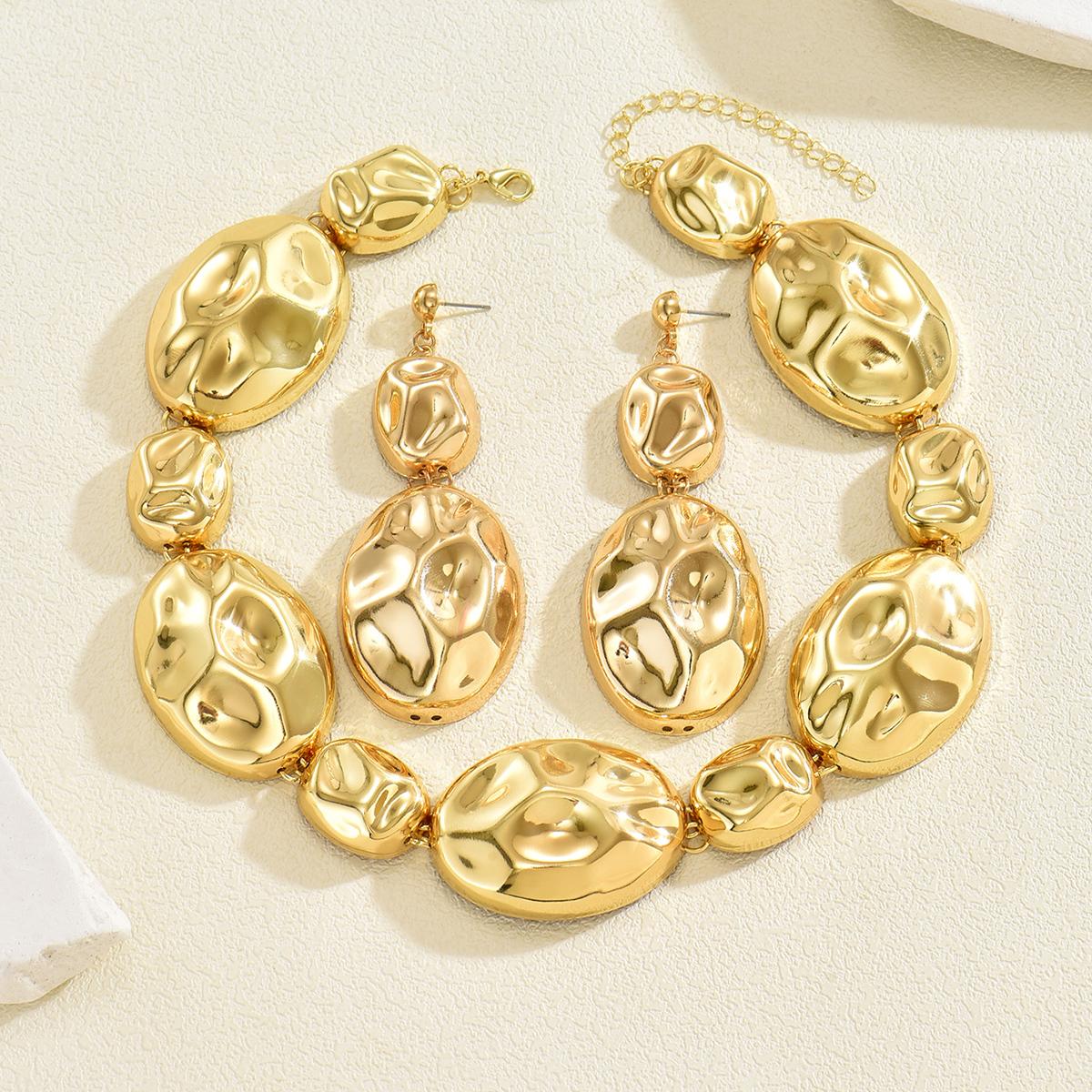 Trendy Chunky Hammered Oval Statement Jewelry Set Women Bold Dangle Earrings Choker Necklace For Streetwear Fashion Jewelry
Trendy Chunky Hammered Oval Statement Jewelry Set Women Bold Dangle Earrings Choker Necklace For Streetwear Fashion Jewelry