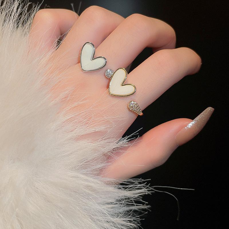 Корейские модные открытые регулируемые кольца в форме сердца для женщин, модные кольца с цирконом, ювелирные изделия, аксессуары для вечеринок
Корейские модные открытые регулируемые кольца в форме сердца для женщин, модные кольца с цирконом, ювелирные изделия, аксессуары для вечеринок