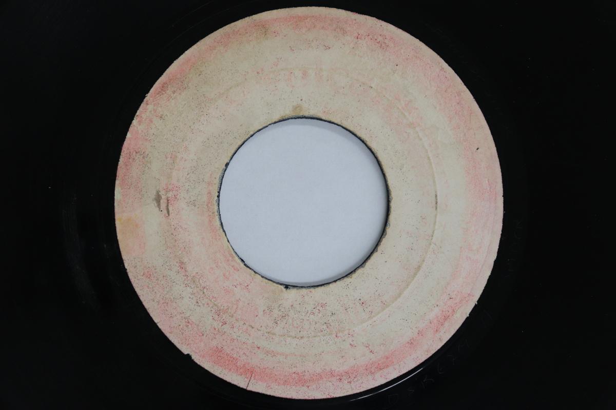 7inch Record TOYAN - Creamy Corner VOLC49 Volcano 1983 Jamaica Reggae, Ska & Dub Used
7inch Record TOYAN - Creamy Corner VOLC49 Volcano 1983 Jamaica Reggae, Ska & Dub Used
