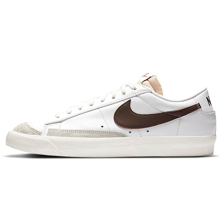 Кроссовки унисекс Nike Blazer Low 77 Vintage White Chocolate Summit-White Sail DA6364-100
Кроссовки унисекс Nike Blazer Low 77 Vintage White Chocolate Summit-White Sail DA6364-100