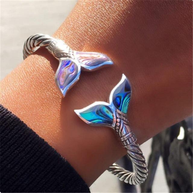 Ethnic Bohemian Open Bracelet Elegant Temperament Ethnic Style Colorful Peacock Dripping Oil Ladies Bracelet Casual Party
Ethnic Bohemian Open Bracelet Elegant Temperament Ethnic Style Colorful Peacock Dripping Oil Ladies Bracelet Casual Party