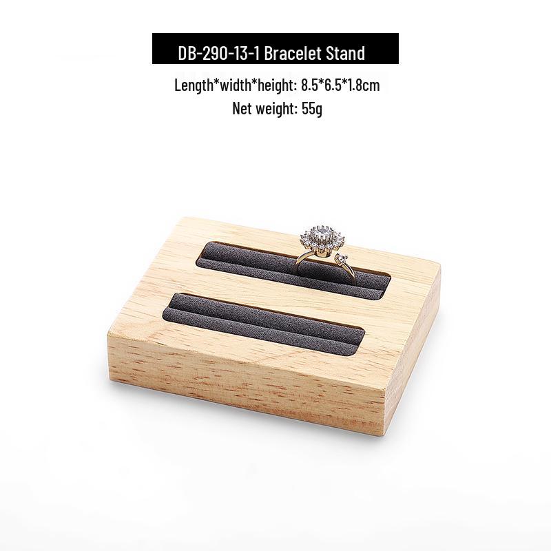 Деревянная подставка для украшений из массива дерева и микрофибры для колец, серег, ожерелий и браслетов
Деревянная подставка для украшений из массива дерева и микрофибры для колец, серег, ожерелий и браслетов