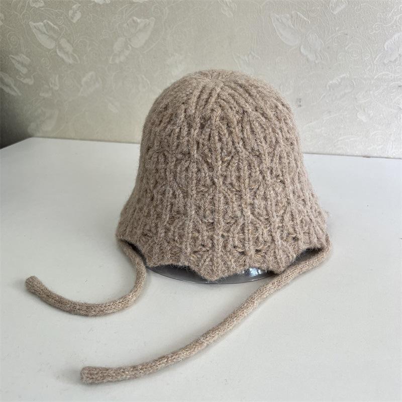 Women s autumn and winter bucket basin hat new breathable hollow lace-up knitted fisherman hat M(56-58cm) хакі
Women s autumn and winter bucket basin hat new breathable hollow lace-up knitted fisherman hat M(56-58cm) хакі