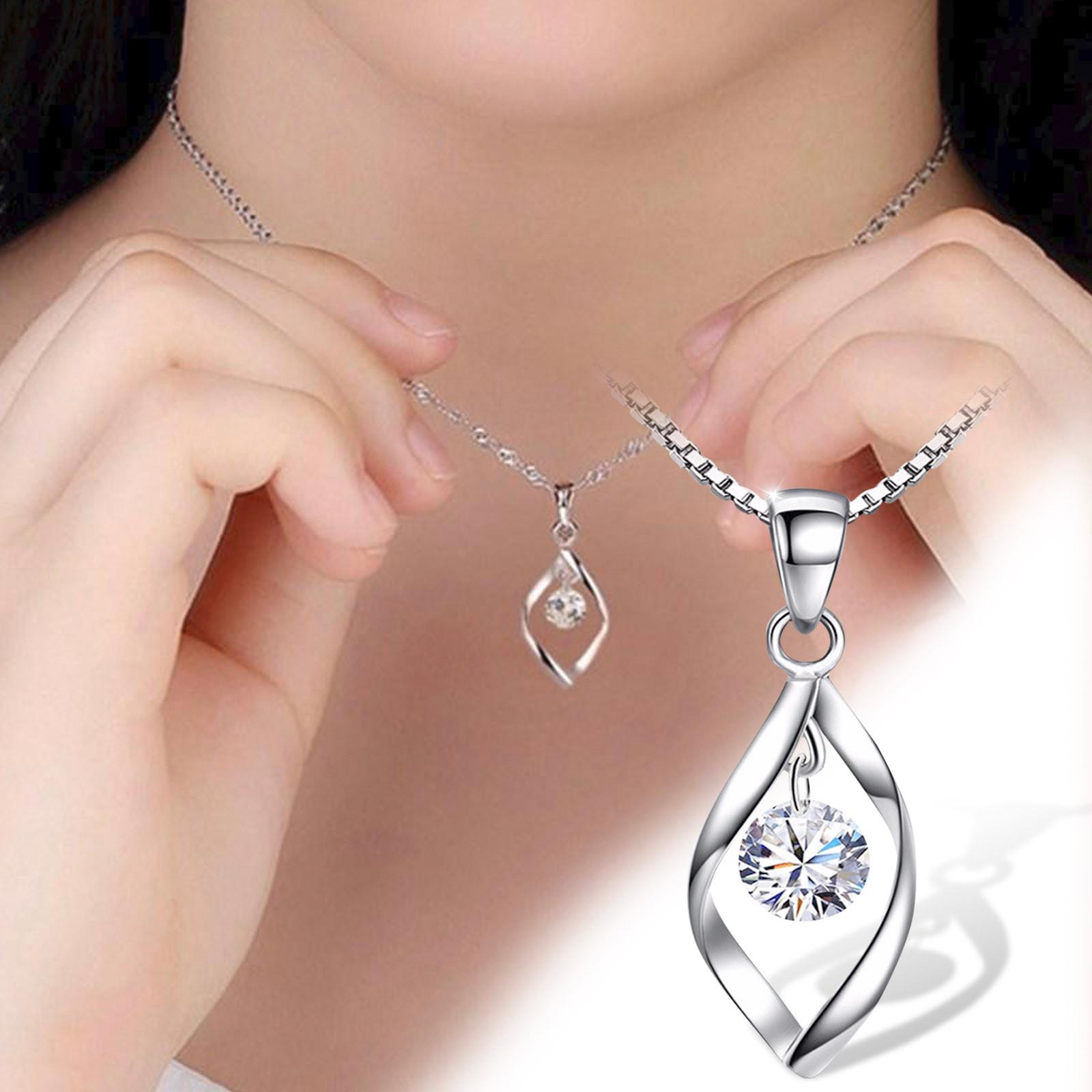 1pcs Necklace + 2pcs Earrings Twisting Diamond Earrings Girl Jewelry срібний
1pcs Necklace + 2pcs Earrings Twisting Diamond Earrings Girl Jewelry срібний