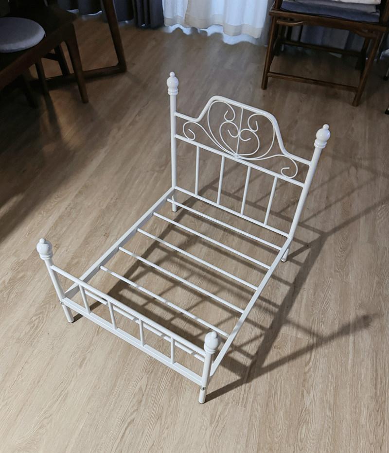 Elevated Iron Pet Bed Breathable Hollow-out Dog Cot Cute Princess Style Cat Hammock 4-Season Raised Sleeping Platform for Puppy 60x70cm слоновая кость
Elevated Iron Pet Bed Breathable Hollow-out Dog Cot Cute Princess Style Cat Hammock 4-Season Raised Sleeping Platform for Puppy 60x70cm слоновая кость