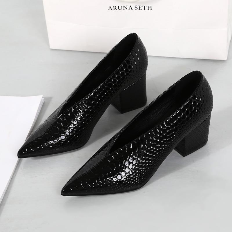 Ретро черная кожа мягкая кожа мелкий вырез острый носок толстый каблук одинарная обувь женская 2025 новая весна и осень туфли на высоком каблуке универсальные туфли на высоком каблуке 34 чёрный
Ретро черная кожа мягкая кожа мелкий вырез острый носок толстый каблук одинарная обувь женская 2025 новая весна и осень туфли на высоком каблуке универсальные туфли на высоком каблуке 34 чёрный