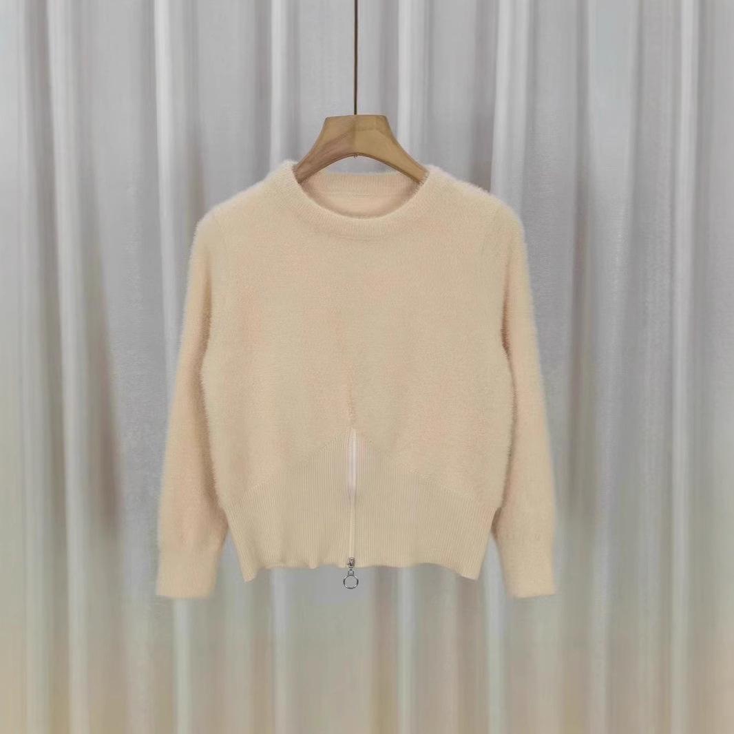 Трикотажный топ с длинным рукавом и круглым вырезом в корейском повседневном стиле, осень-зима 2024 One Size абрикосовый
Трикотажный топ с длинным рукавом и круглым вырезом в корейском повседневном стиле, осень-зима 2024 One Size абрикосовый