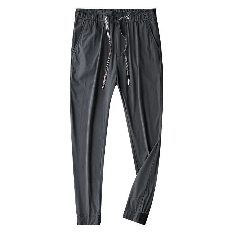 Pocket Button Lightweight Ice Silk Sweatpants for Men, Leg Binding Slim Fit Casual Sports Pants for Men S серый
Pocket Button Lightweight Ice Silk Sweatpants for Men, Leg Binding Slim Fit Casual Sports Pants for Men S серый