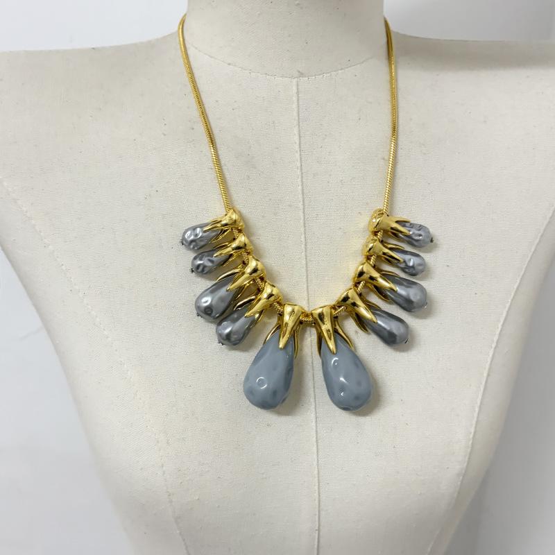 New Fashionable Exaggerated Tooth Water Drop Necklace Trendy Individualistic Lady Necklace Jewelry Birthday Gift For Friends Other
New Fashionable Exaggerated Tooth Water Drop Necklace Trendy Individualistic Lady Necklace Jewelry Birthday Gift For Friends Other