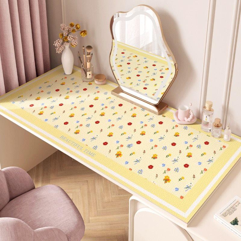 1pcs Toilet table mat, waterproof, oil resistant, no wash, adjustable tablecloth, makeup table top protective mat Small
1pcs Toilet table mat, waterproof, oil resistant, no wash, adjustable tablecloth, makeup table top protective mat Small