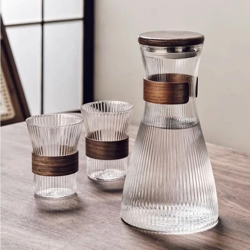 Кувшин для холодной воды из высокоборосиликатного стекла 1600 мл, термостойкий, большой емкости, для сока, холодного заваривания, для дома, с деревянной крышкой - Премиум 1600ml
Кувшин для холодной воды из высокоборосиликатного стекла 1600 мл, термостойкий, большой емкости, для сока, холодного заваривания, для дома, с деревянной крышкой - Премиум 1600ml