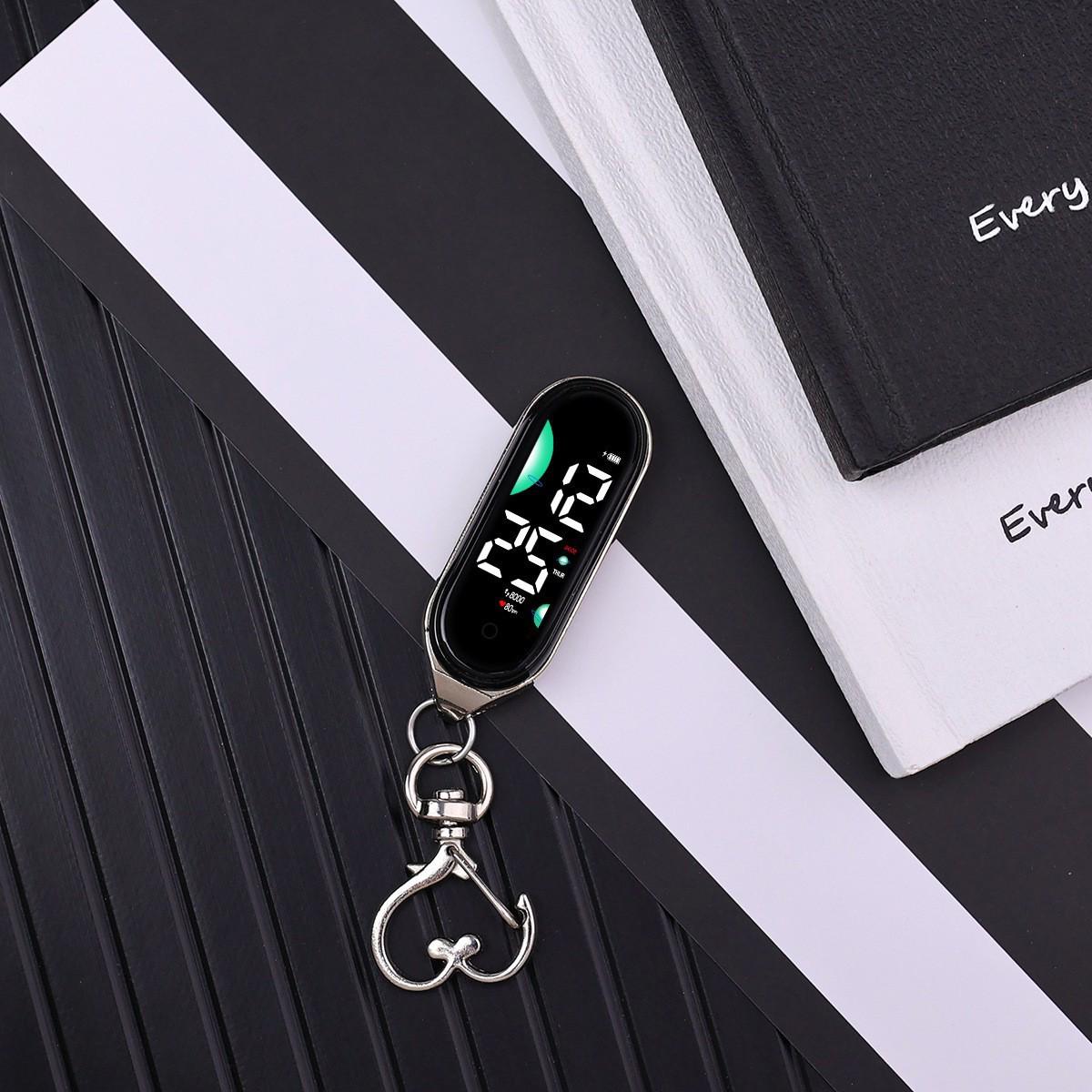 Heart-Shaped LED Touch Screen Exam Watch Keychain - Luminous Student Backpack Charm срібний
Heart-Shaped LED Touch Screen Exam Watch Keychain - Luminous Student Backpack Charm срібний