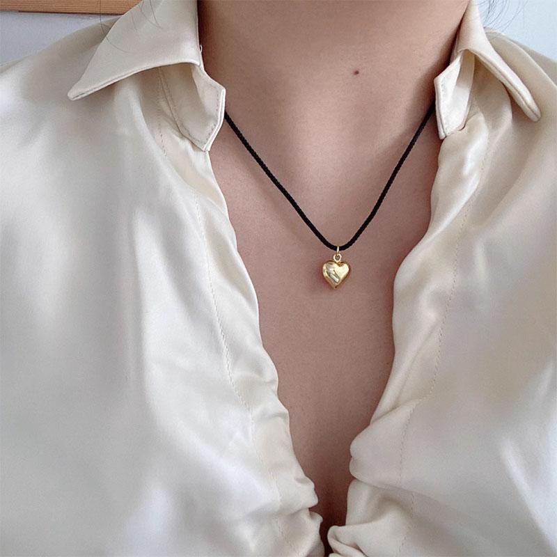 S925 Silver Heart Black Rope Long Adjustable Length Necklace Female Temperament Collarbone Smooth Version Student Fine Jewelry 65 CM
S925 Silver Heart Black Rope Long Adjustable Length Necklace Female Temperament Collarbone Smooth Version Student Fine Jewelry 65 CM