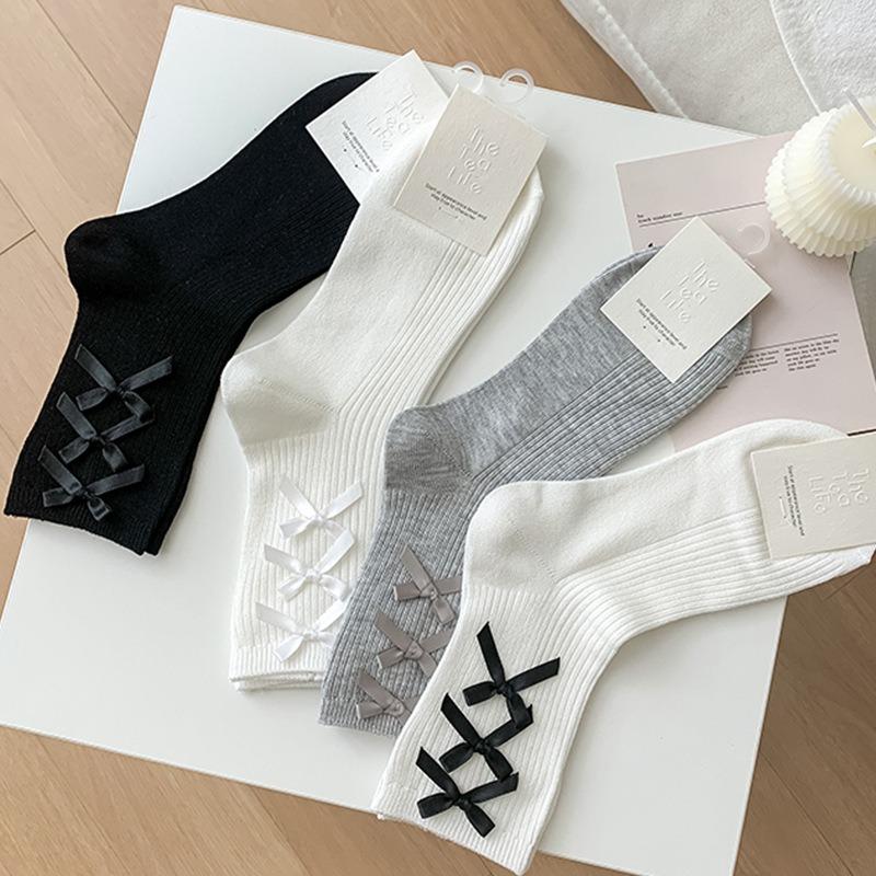 Bow-tie Socks for Girls, Lolita Mary Jane Solid-colored Mid-top Cotton Socks, Versatile for Spring and Autumn 1 pair чёрный/белый
Bow-tie Socks for Girls, Lolita Mary Jane Solid-colored Mid-top Cotton Socks, Versatile for Spring and Autumn 1 pair чёрный/белый