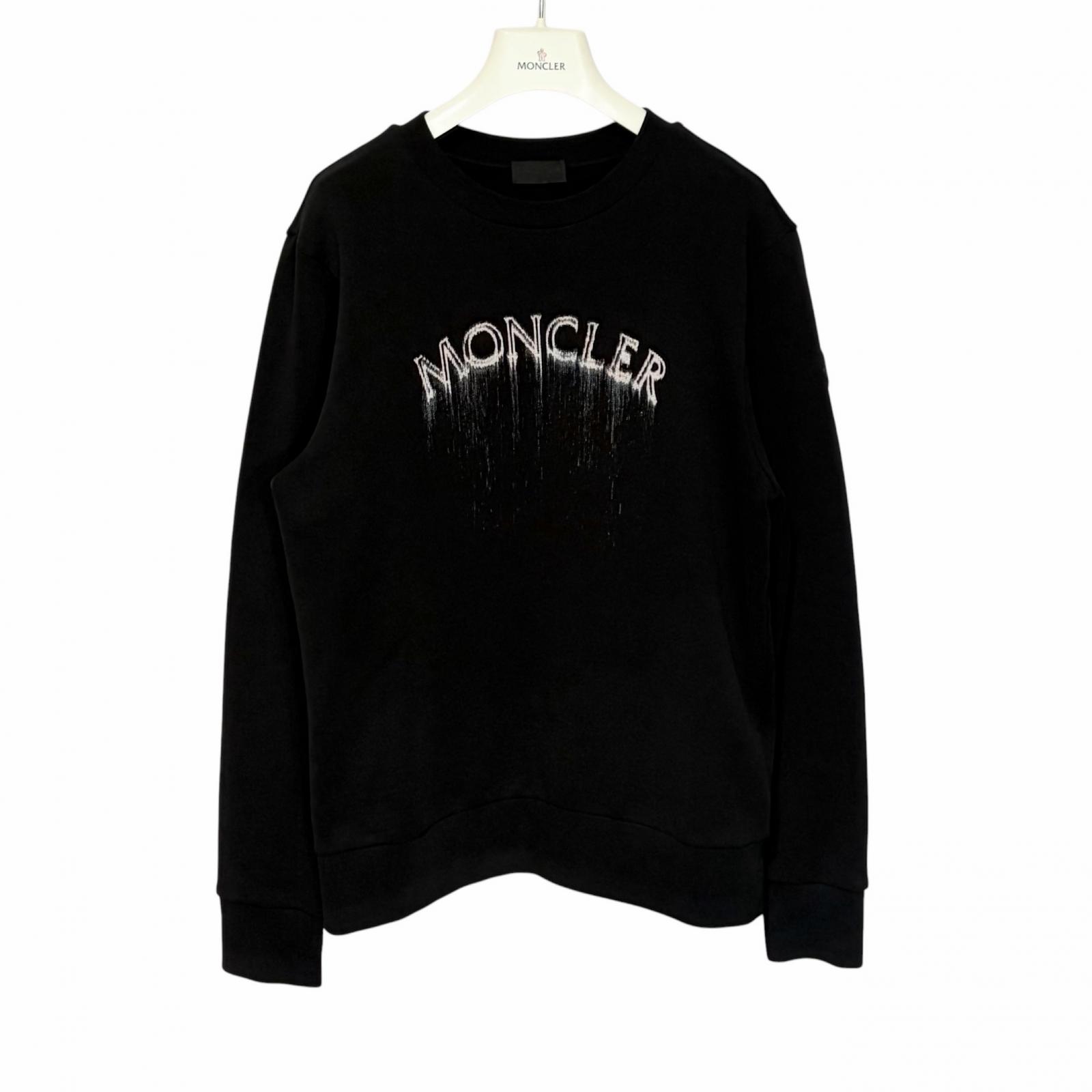 Used MONCLERsweat black mens S чорний
Used MONCLERsweat black mens S чорний