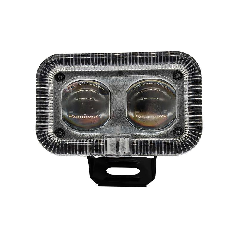 Waterproof LED Spotlight with High/Low Beam for Three-Wheeled Motorcycles Length: 80mm, Width: 39mm, Height: 68mm
Waterproof LED Spotlight with High/Low Beam for Three-Wheeled Motorcycles Length: 80mm, Width: 39mm, Height: 68mm