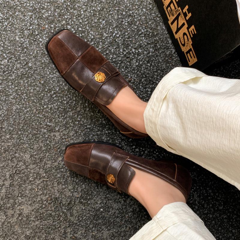 New comfortable leather loafers sheepskin women s shoes low heel non-slip beef tendon sole large size shoes thick sole four seasons wear single shoes 40 коричневый
New comfortable leather loafers sheepskin women s shoes low heel non-slip beef tendon sole large size shoes thick sole four seasons wear single shoes 40 коричневый