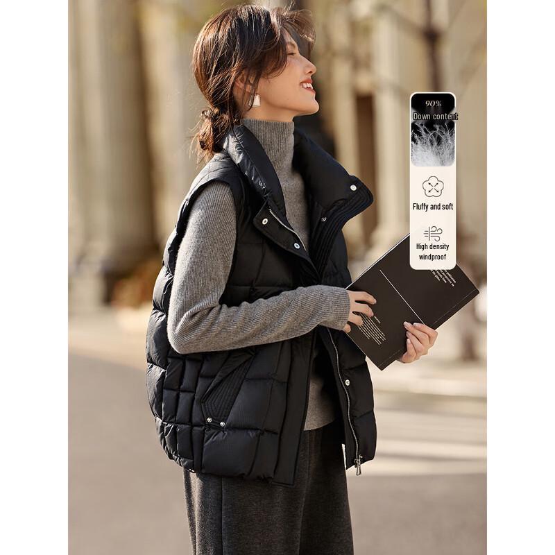 XWI Women s Sleeveless Stand Collar Down Vest S
XWI Women s Sleeveless Stand Collar Down Vest S