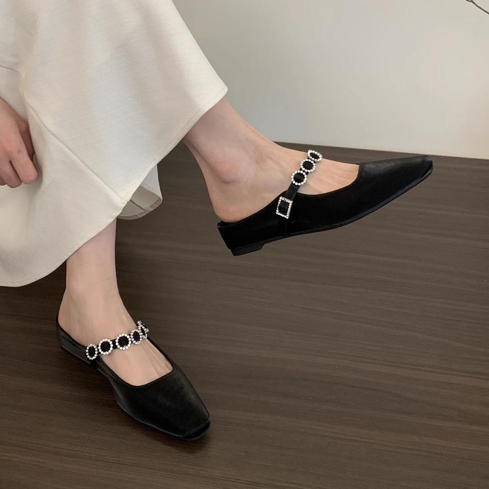 Inner height increase 3CM temperament silver bag head half slippers women wear spring and summer French evening fairy wind sandals 35 серебряный
Inner height increase 3CM temperament silver bag head half slippers women wear spring and summer French evening fairy wind sandals 35 серебряный