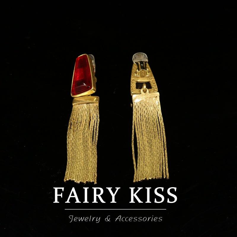 Серьги-пусеты на плечо с длинной бахромой в дворцовом стиле, изысканные темпераментные серьги с индивидуальным дизайном, с зеленым камнем и медной цепочкой
Серьги-пусеты на плечо с длинной бахромой в дворцовом стиле, изысканные темпераментные серьги с индивидуальным дизайном, с зеленым камнем и медной цепочкой