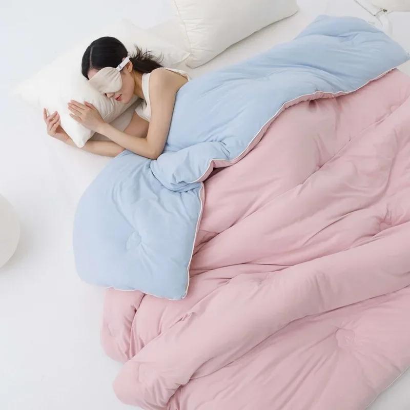 Cloud plush thick winter quilt, whole bean quilt core, warm thickened quilt, warm bedding 150x200 4 catties цвітіння вишні, рожевий колір
Cloud plush thick winter quilt, whole bean quilt core, warm thickened quilt, warm bedding 150x200 4 catties цвітіння вишні, рожевий колір