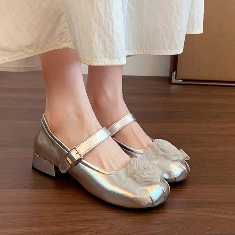 Women s Inner Heightened Mary Jane Shoes Women 2025 Summer New Kitten Heel Bow Sweet Casual Single Shoes 35 серебряный
Women s Inner Heightened Mary Jane Shoes Women 2025 Summer New Kitten Heel Bow Sweet Casual Single Shoes 35 серебряный