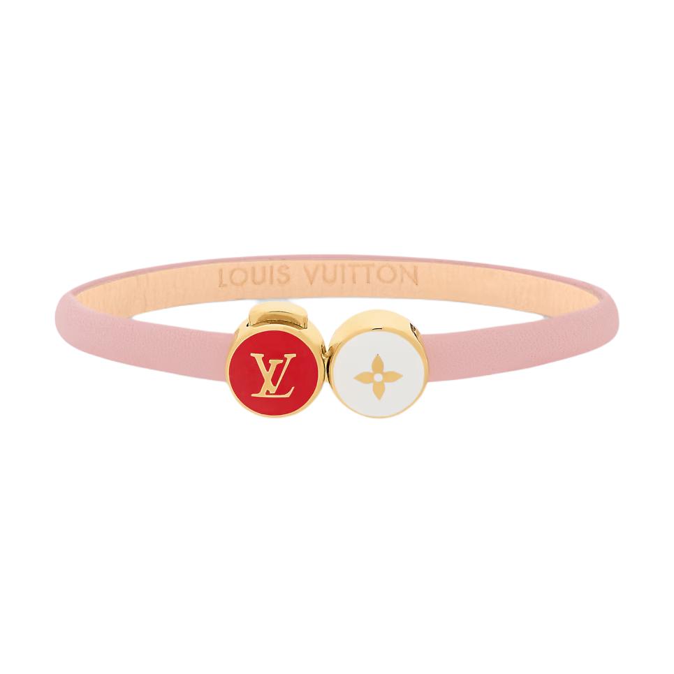 Louis Vuitton Floral Pattern Enamel Bracelet Unisex Bracelets Pink M4685F Box+Shopping Bag,19
Louis Vuitton Floral Pattern Enamel Bracelet Unisex Bracelets Pink M4685F Box+Shopping Bag,19