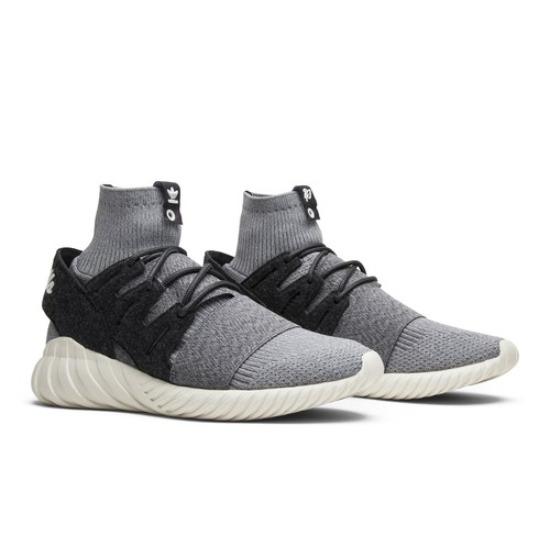 adidas Ronnie Fieg x Tubular Doom Just Us AQ3913 EU 44.5 деревне вугілля/сірий
adidas Ronnie Fieg x Tubular Doom Just Us AQ3913 EU 44.5 деревне вугілля/сірий