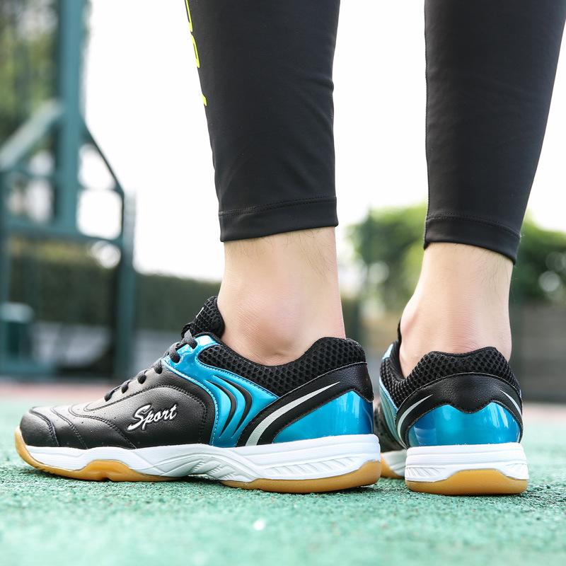 Large size outdoor badminton shoes men s casual sports shoes women s lightweight versatile running shoes 36
Large size outdoor badminton shoes men s casual sports shoes women s lightweight versatile running shoes 36