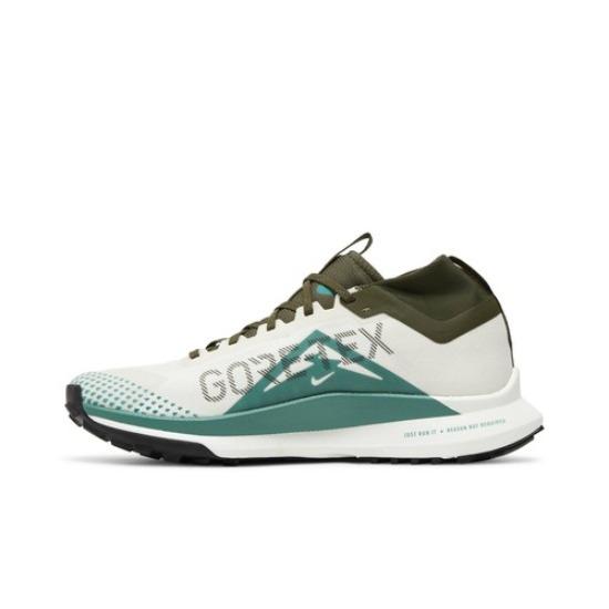 Nike React Pegasus Trail 4 GORE-TEX Light Bone Cargo Khaki FB2193-001 EU 38.5 кістяний/хакі
Nike React Pegasus Trail 4 GORE-TEX Light Bone Cargo Khaki FB2193-001 EU 38.5 кістяний/хакі