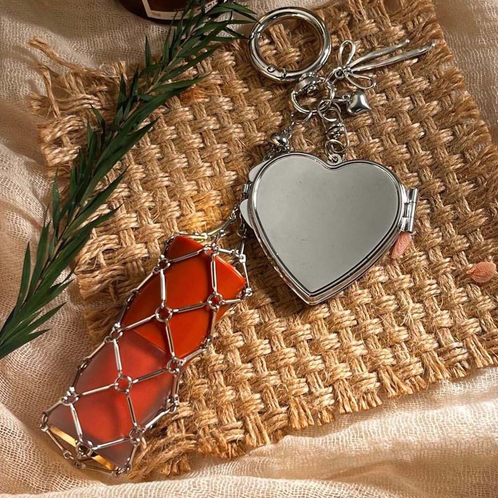 Mini Metal Mesh Bag Key Chain Cherry Lipstick Cover Key Ring Travel Style 8
Mini Metal Mesh Bag Key Chain Cherry Lipstick Cover Key Ring Travel Style 8