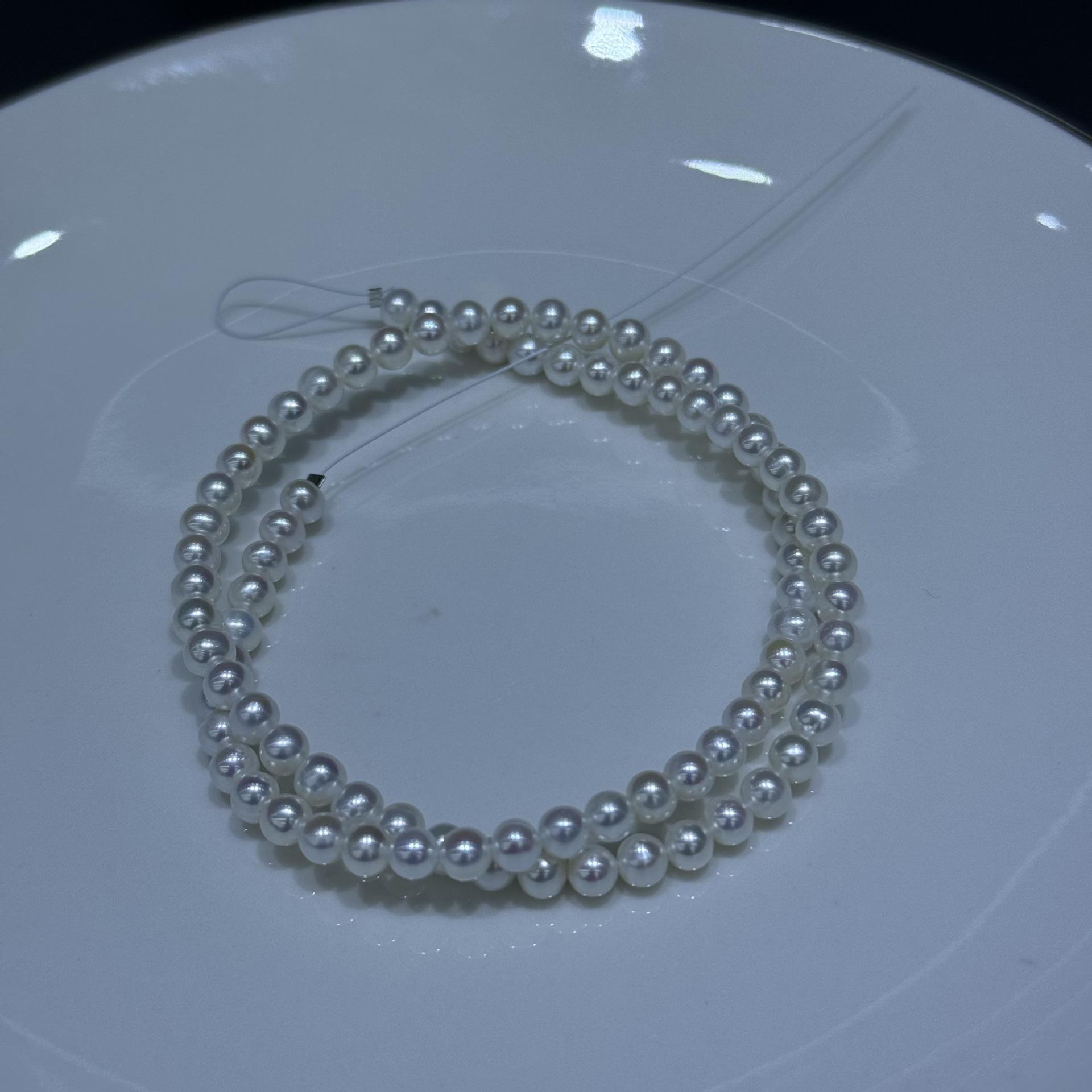 Natural freshwater pearl necklace 4-5mm near-round strong light micro-flaw string chain baby beads loose beads small necklace handmade DIY
Natural freshwater pearl necklace 4-5mm near-round strong light micro-flaw string chain baby beads loose beads small necklace handmade DIY