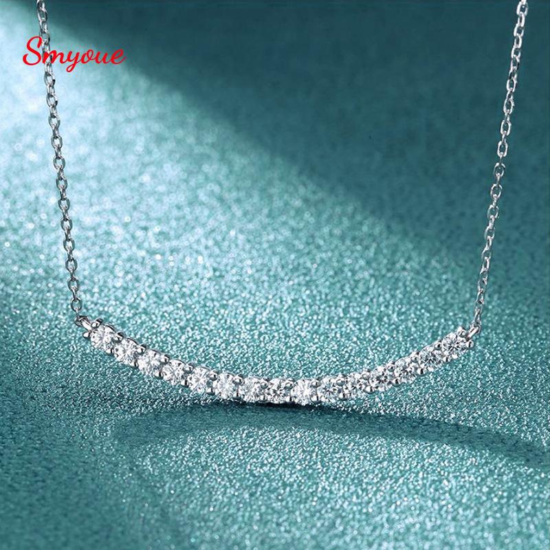 Smyoue 0,9ct 100% настоящий циркон ожерелье с бриллиантом и улыбкой кулон ожерелье для женщин и девочек свадебный подарок ювелирные изделия
Smyoue 0,9ct 100% настоящий циркон ожерелье с бриллиантом и улыбкой кулон ожерелье для женщин и девочек свадебный подарок ювелирные изделия