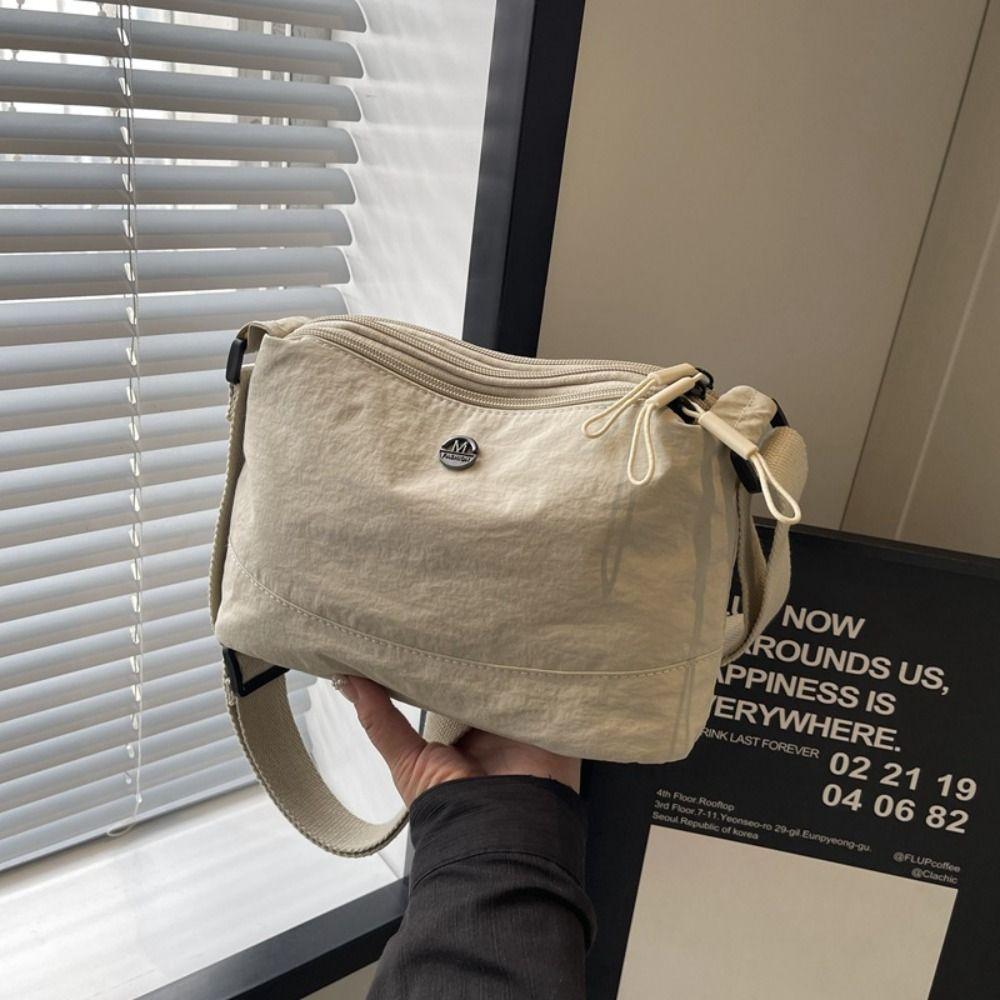 Niche Design Waterproof Shoulder Bag Multi-functional Small Phone Bag Nylon Crossbody Bag Girls бежевий
Niche Design Waterproof Shoulder Bag Multi-functional Small Phone Bag Nylon Crossbody Bag Girls бежевий