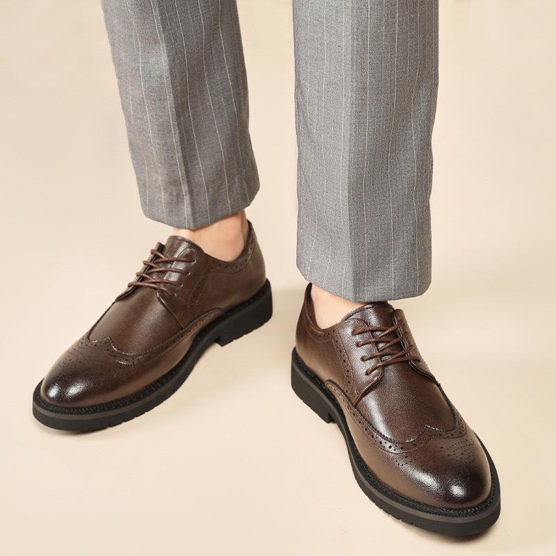 Autumn leather business dress leather shoes men s 2024 new block leather shoes large size height increase best man suit shoes 37
Autumn leather business dress leather shoes men s 2024 new block leather shoes large size height increase best man suit shoes 37