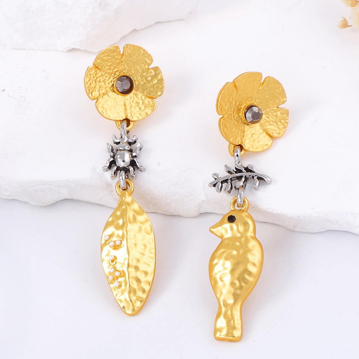 Digadagu Metal Flower Bird Dangle Earrings New Women s Exaggerated Minimalist Design Zircon Accessories золотий
Digadagu Metal Flower Bird Dangle Earrings New Women s Exaggerated Minimalist Design Zircon Accessories золотий