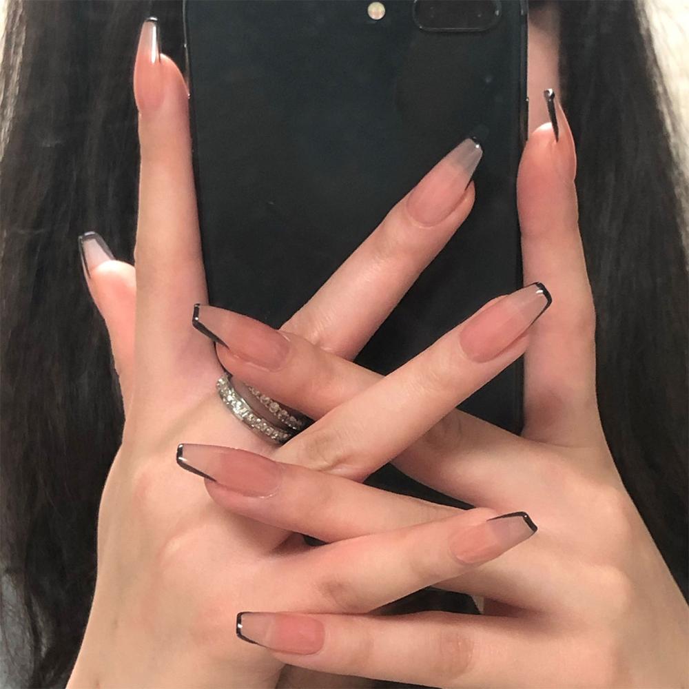 24pcs/Box Detachable Full Cover Artificial Fake Nails Black French False Nails Wearable Nail Tips
24pcs/Box Detachable Full Cover Artificial Fake Nails Black French False Nails Wearable Nail Tips