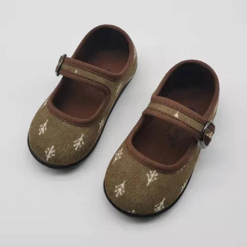 HoneyCherry New Corduroy Floral Canvas Shoes Girls Square Mouth Indoor Shoes Soft Soled Non-slip Shoes 13Inner length12.8cm хаки
HoneyCherry New Corduroy Floral Canvas Shoes Girls Square Mouth Indoor Shoes Soft Soled Non-slip Shoes 13Inner length12.8cm хаки