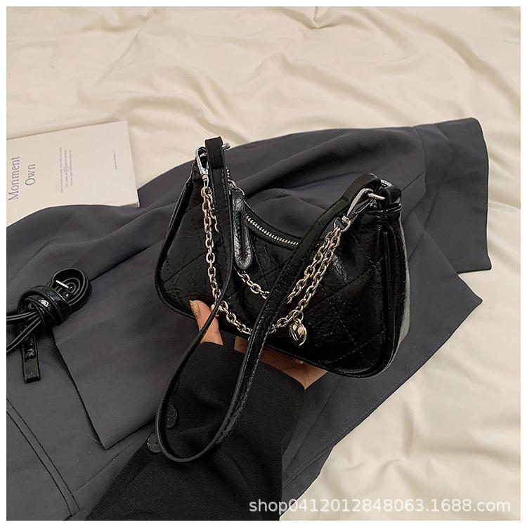 2025 новая модная сумка подмышку в стиле легкой роскоши, французская нишевая сумка на плечо серебристого цвета, популярная сумка-мессенджер, рабочая сумка для поездок на работу чёрный
2025 новая модная сумка подмышку в стиле легкой роскоши, французская нишевая сумка на плечо серебристого цвета, популярная сумка-мессенджер, рабочая сумка для поездок на работу чёрный