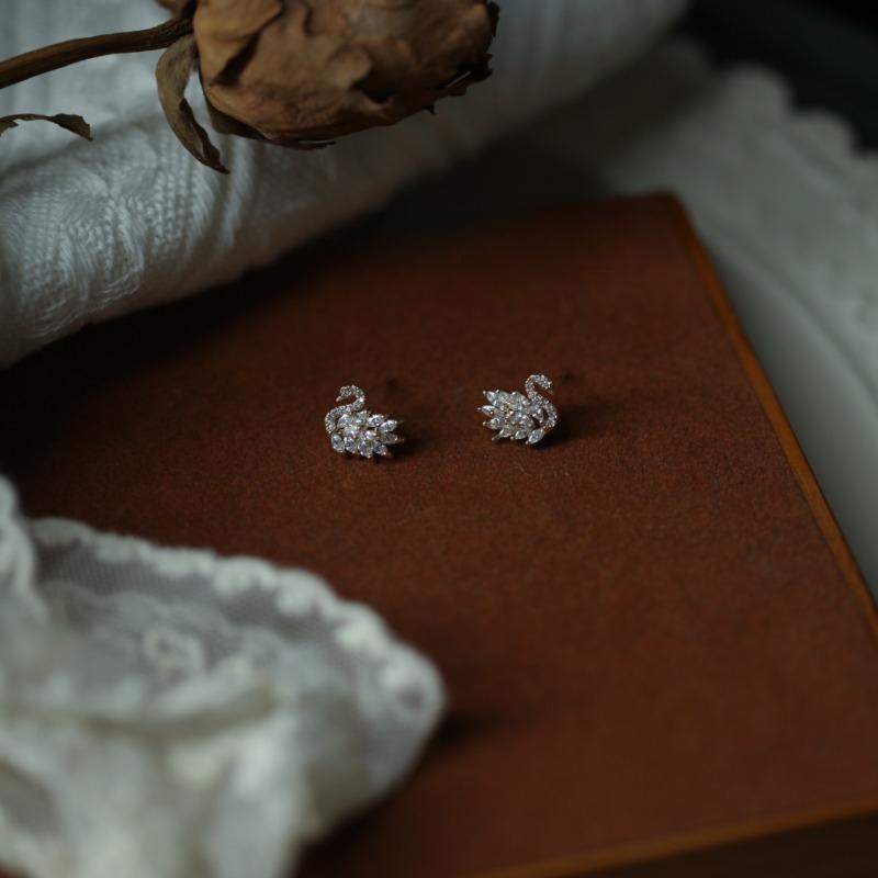 DIMANAF 2023 Four Seasons Earrings Retro Accessory Long Ethnic Style Leaf Simple Accessories Earrings 373
DIMANAF 2023 Four Seasons Earrings Retro Accessory Long Ethnic Style Leaf Simple Accessories Earrings 373