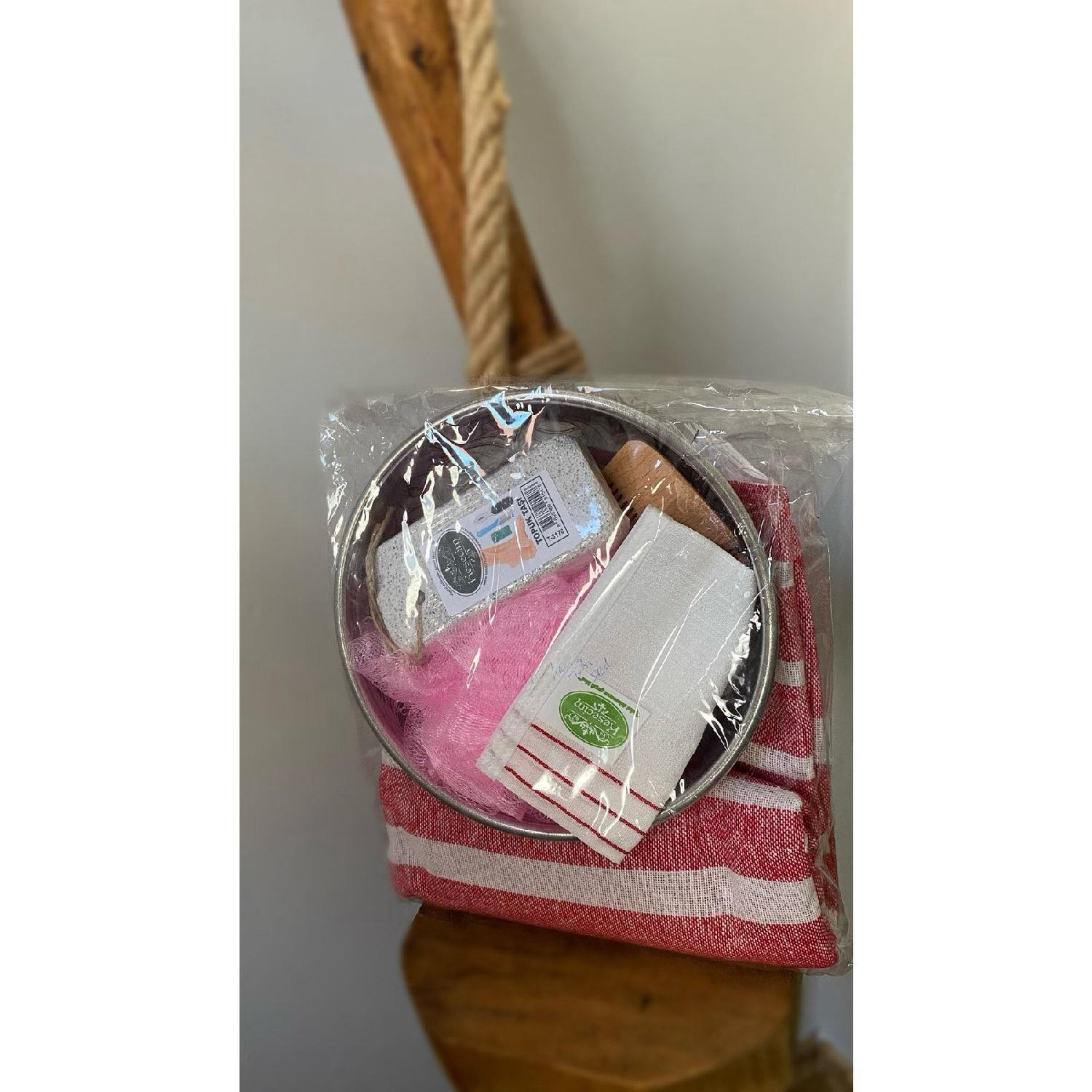 24-) Turkish Bath / Shower / Sauna / Bride-groom Turkish Bath Set (lonkle, Hamam Box, Poucher, Heel Stone, Comb, Lifestyle)
24-) Turkish Bath / Shower / Sauna / Bride-groom Turkish Bath Set (lonkle, Hamam Box, Poucher, Heel Stone, Comb, Lifestyle)