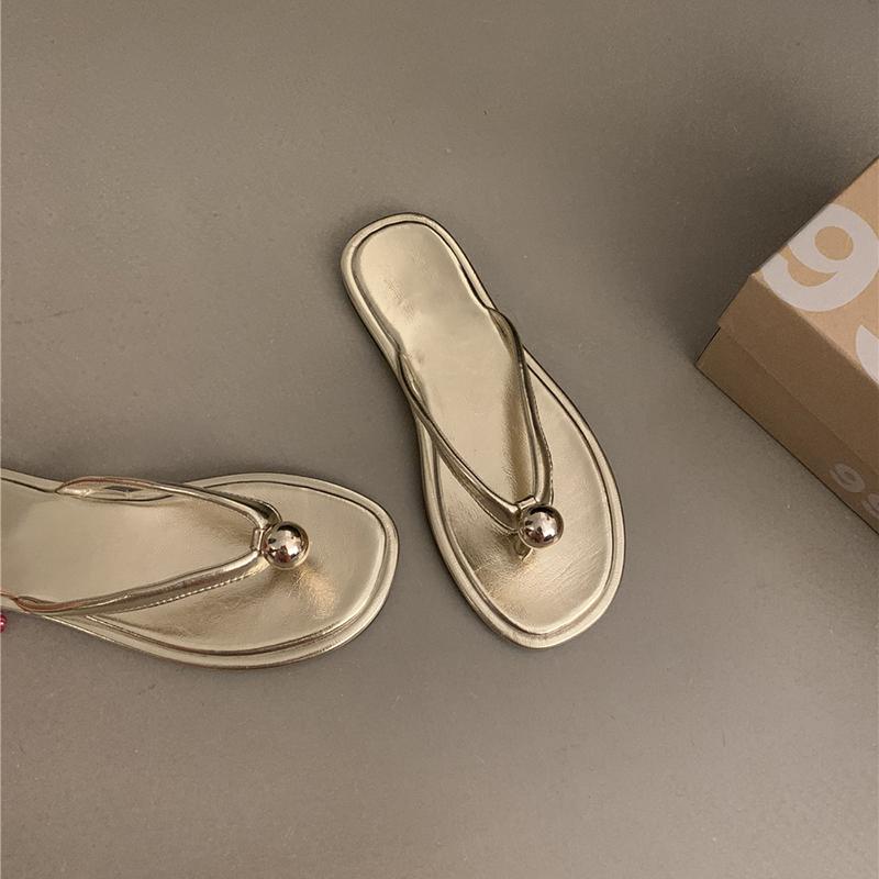 Мода 2024 года, новые трендовые женские тапочки, повседневные пляжные шлепанцы для отдыха, женские уличные сандалии на плоской подошве, летняя женская обувь Size 35(foot 22.5cm) золотой
Мода 2024 года, новые трендовые женские тапочки, повседневные пляжные шлепанцы для отдыха, женские уличные сандалии на плоской подошве, летняя женская обувь Size 35(foot 22.5cm) золотой