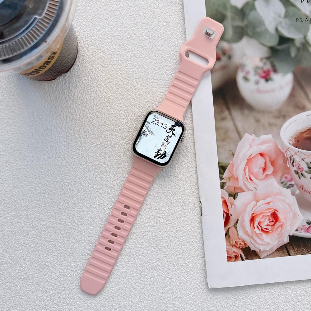For Apple Watch Series 10 42mm/9 8 7 41mm/6 5 4 SE SE (2022) SE (2023) 40mm/3 2 1 38mm Stripe Design Silicone Smartwatch Band Replacement Wrist Strap Pink
For Apple Watch Series 10 42mm/9 8 7 41mm/6 5 4 SE SE (2022) SE (2023) 40mm/3 2 1 38mm Stripe Design Silicone Smartwatch Band Replacement Wrist Strap Pink