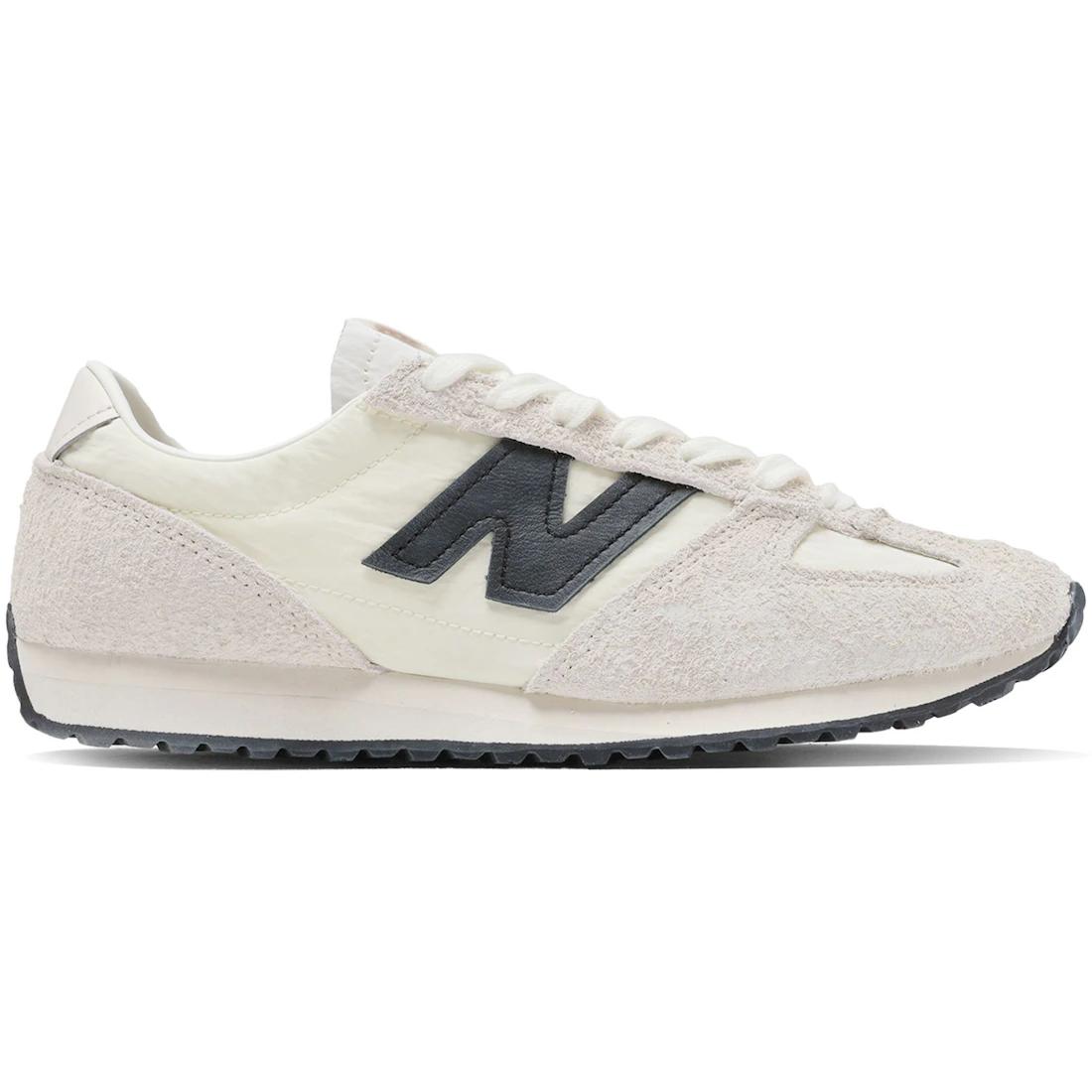 Кроссовки New Balance 471 Лен Ангора Черный(U471AM) 40.5
Кроссовки New Balance 471 Лен Ангора Черный(U471AM) 40.5