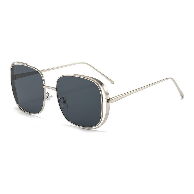 Retro Brand Designer Sunglasses Oversized UV-Protective Openwork Frames UV400 Shades Eyewear Unisex Classic Driving Shades
Retro Brand Designer Sunglasses Oversized UV-Protective Openwork Frames UV400 Shades Eyewear Unisex Classic Driving Shades
