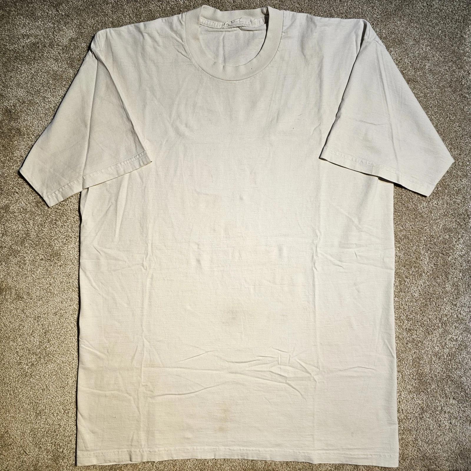 Vintage 90s Y2k Blank White Stained Worn T-shirt Mens L Skate Sleeze Punk Emo 2XL
Vintage 90s Y2k Blank White Stained Worn T-shirt Mens L Skate Sleeze Punk Emo 2XL